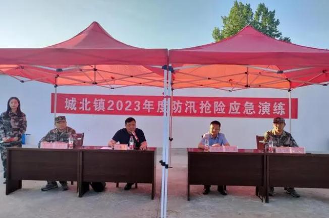 “汛”速行動(dòng)，以練筑防！金安區(qū)城北鎮(zhèn)開展防汛搶險(xiǎn)應(yīng)急演練